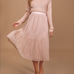You're On My Mind Blush Pleated Swiss Dot Midi Skirt